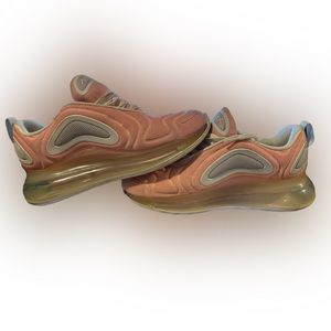 Nike air max 270s pink